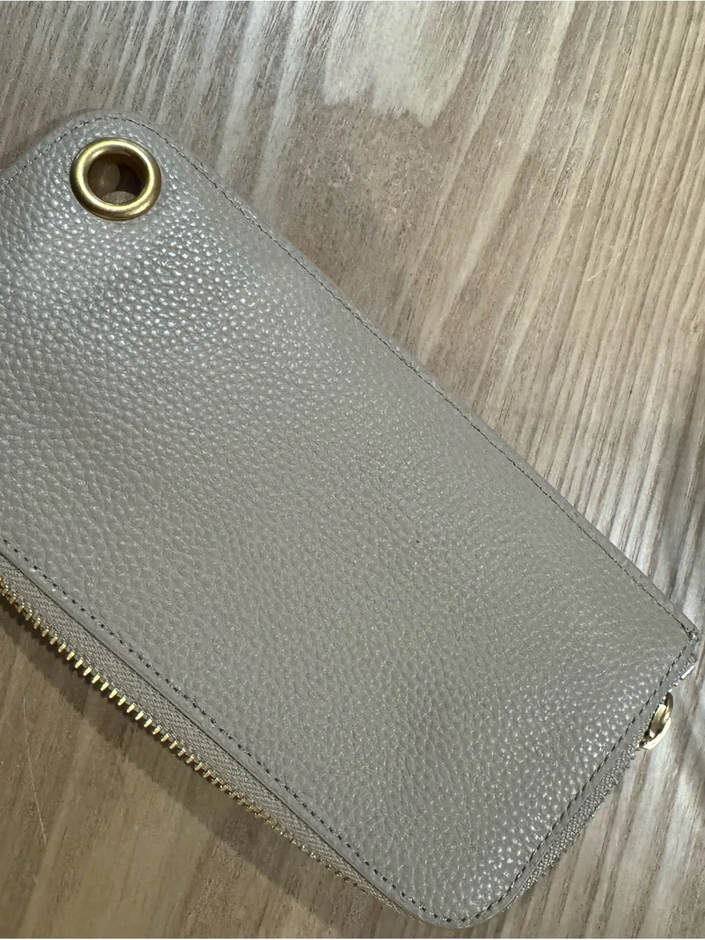 Alf The Label compact pebbled